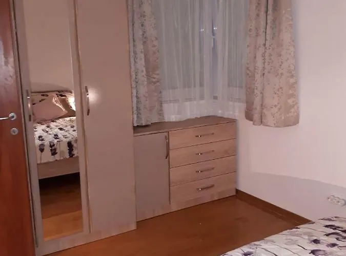 D&m 1 Apartament Selce